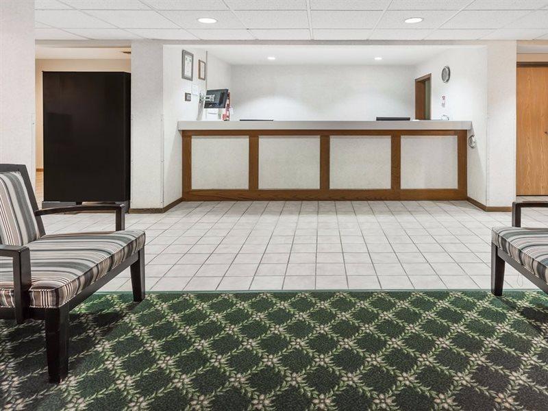 Americinn By Wyndham Columbus Wisconsin Exterior foto